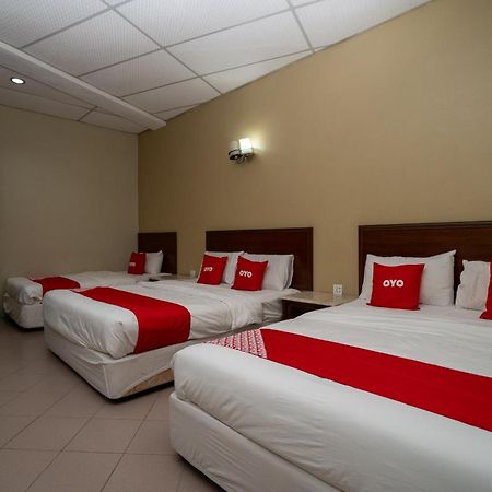 De Clinique Hotel Kampong Pasir Bogak Eksteriør billede