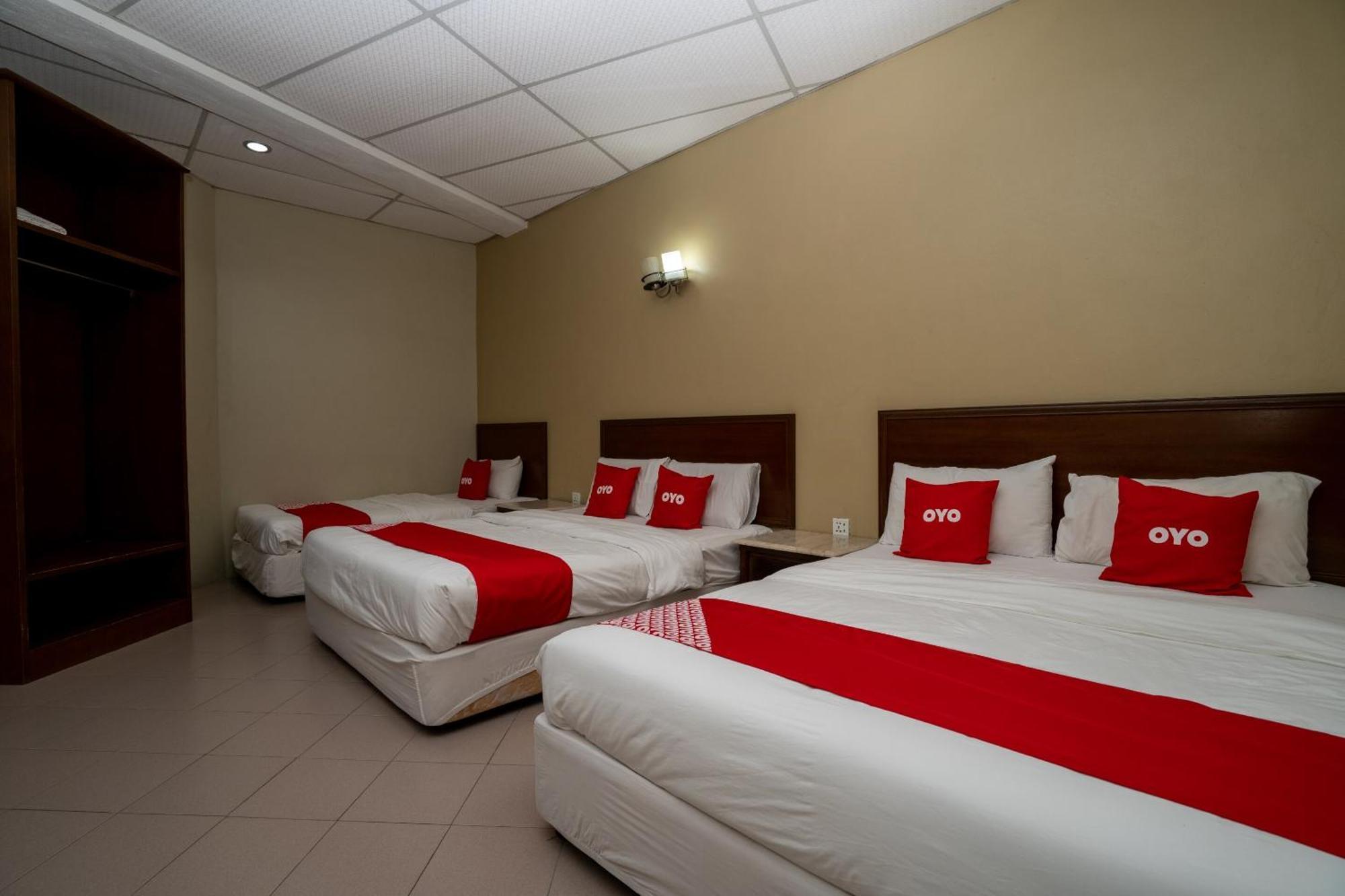 De Clinique Hotel Kampong Pasir Bogak Eksteriør billede