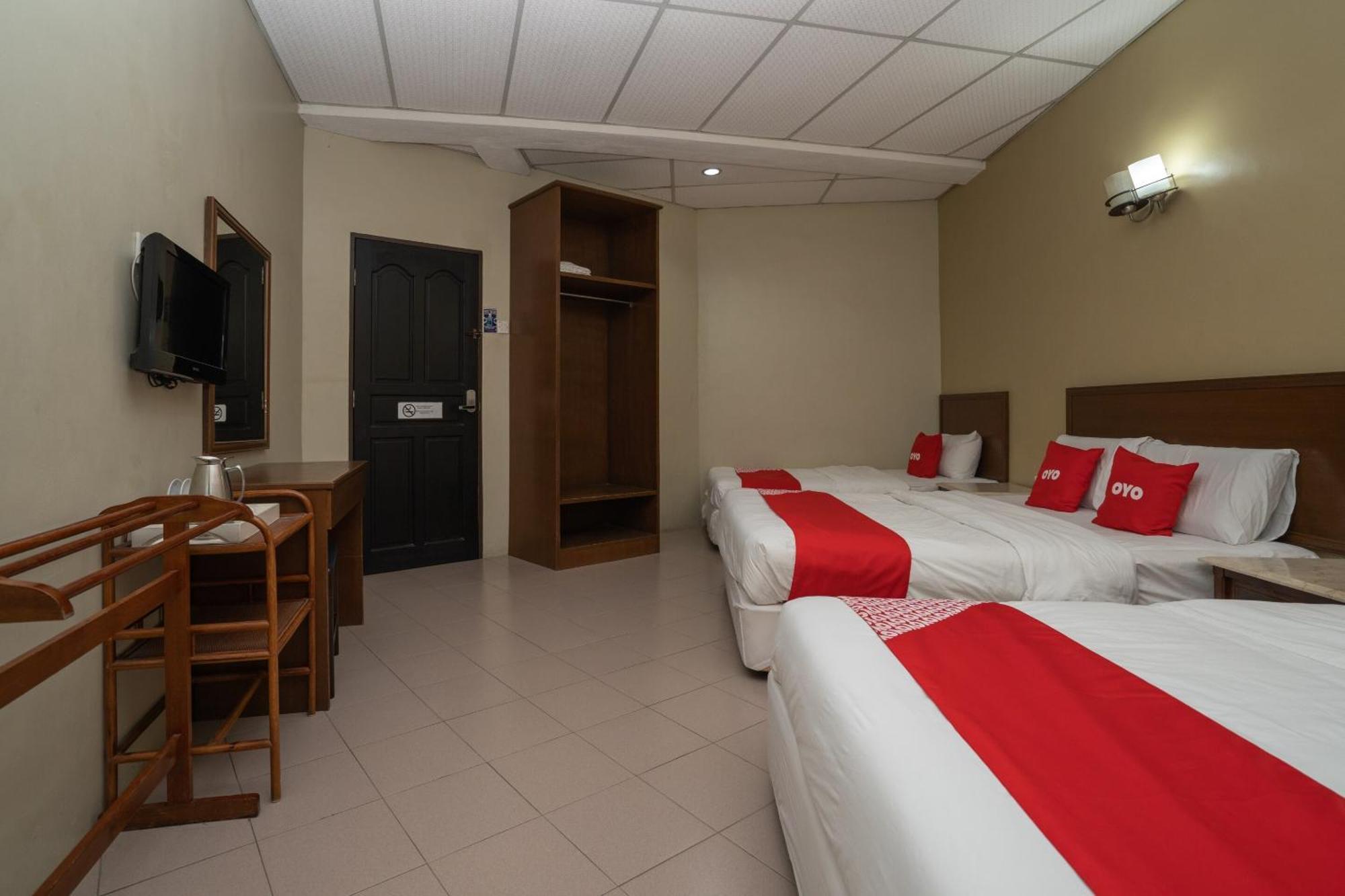 De Clinique Hotel Kampong Pasir Bogak Eksteriør billede