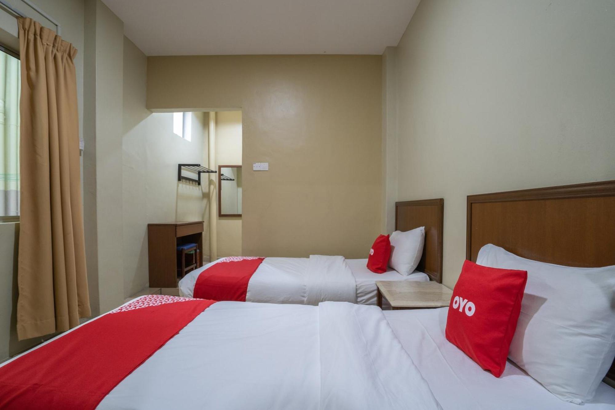 De Clinique Hotel Kampong Pasir Bogak Eksteriør billede