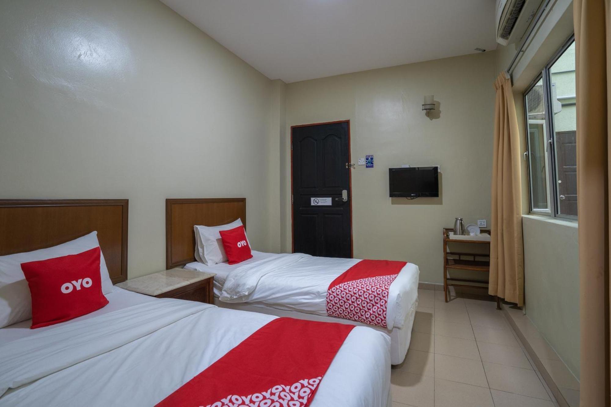 De Clinique Hotel Kampong Pasir Bogak Eksteriør billede