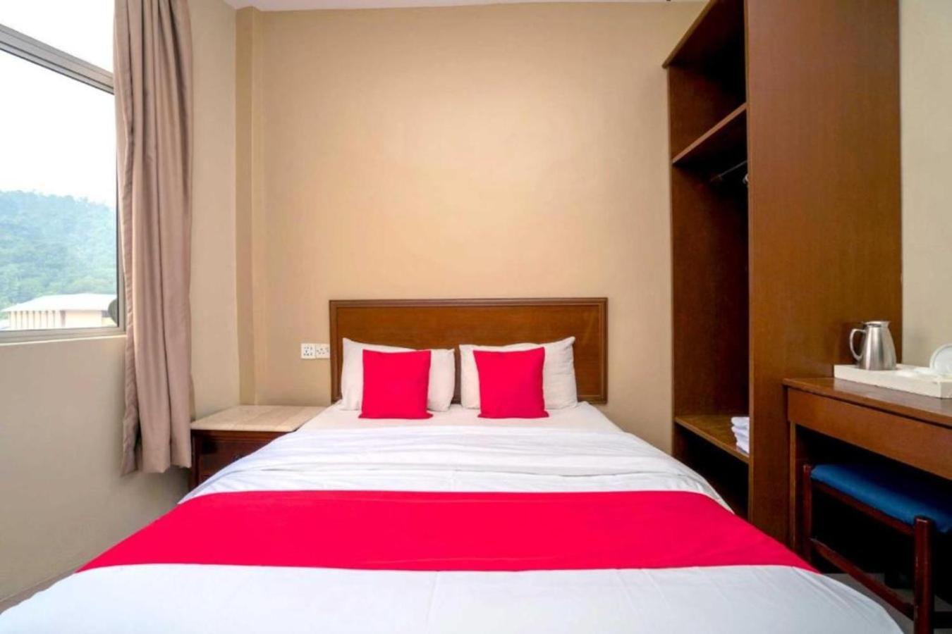 De Clinique Hotel Kampong Pasir Bogak Eksteriør billede