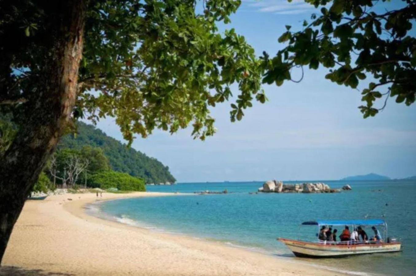 De Clinique Hotel Kampong Pasir Bogak Eksteriør billede